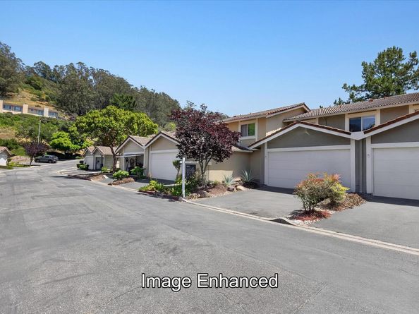47 Turtle Creek St, Oakland CA 94605