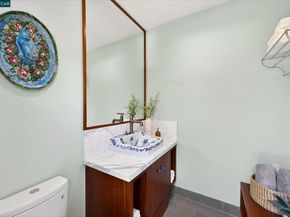 1165 Glen Rd, Lafayette CA 94549