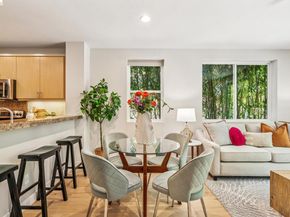 3090 Glascock Street 216, Oakland CA 94601