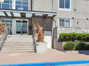 3090 Glascock Street 216, Oakland CA 94601