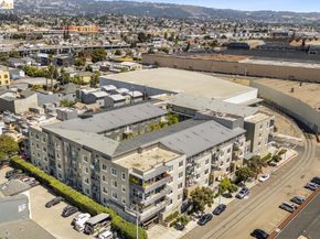 3090 Glascock Street 216, Oakland CA 94601
