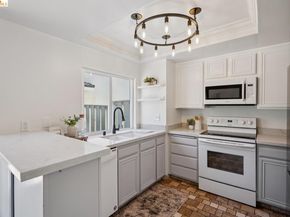 3171 Payne AVE APT 56, San Jose CA 95117