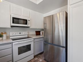 3171 Payne AVE APT 56, San Jose CA 95117