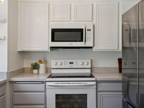 3171 Payne AVE APT 56, San Jose CA 95117