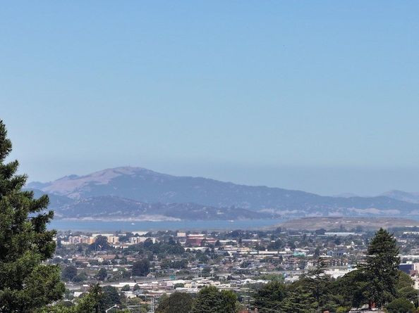 605 Sea View Dr, El Cerrito CA 94530