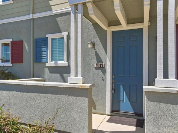 640 Turnbuckle Dr 1611, Redwood City CA 94063
