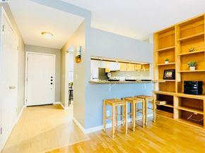 320 N Villa Way, Walnut Creek CA 94595