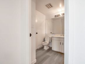 6363 Christie Ave 905, Emeryville CA 94608
