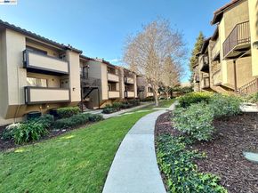 205 Wenatchee Cmn 16, Fremont CA 94539