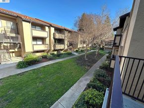 205 Wenatchee Cmn 16, Fremont CA 94539