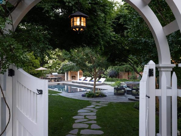 3937 Happy Valley Rd., Lafayette CA 94549