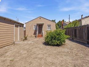 1100 101St Ave, Oakland CA 94603