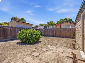 1100 101St Ave, Oakland CA 94603