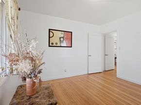 1100 101St Ave, Oakland CA 94603
