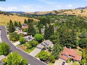 130 Summerfield St, Danville CA 94506