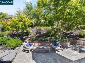 20 Monte Crest Ct, Walnut Creek CA 94595