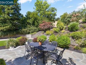 20 Monte Crest Ct, Walnut Creek CA 94595