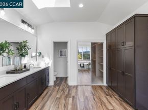 20 Monte Crest Ct, Walnut Creek CA 94595