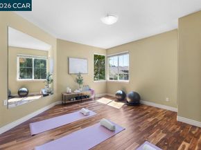 20 Monte Crest Ct, Walnut Creek CA 94595