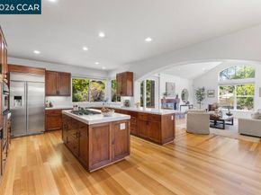 20 Monte Crest Ct, Walnut Creek CA 94595