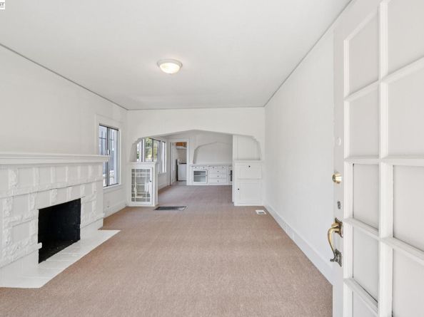 5775 Adeline St, Oakland CA 94608