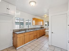 5775 Adeline St, Oakland CA 94608
