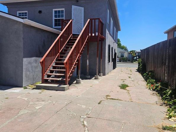 Undisclosed Address #41138155, Oakland CA 94603