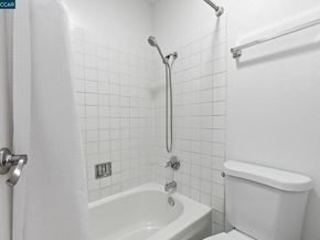 1069 Mohr Lane C, Concord CA 94518