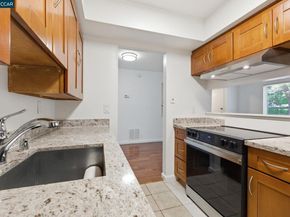 1069 Mohr Lane C, Concord CA 94518