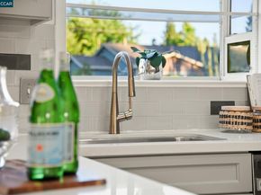1842 Woodsdale Ct, Concord CA 94521