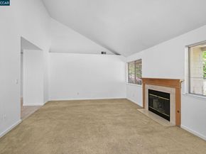 320 Warmcastle Court, Martinez CA 94553