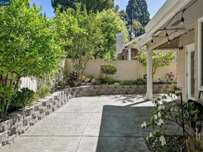 320 Warmcastle Court, Martinez CA 94553