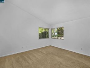 320 Warmcastle Court, Martinez CA 94553