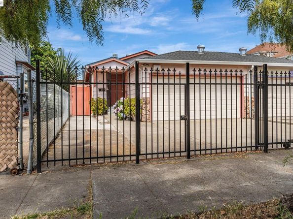 2538 E 16Th St, Oakland CA 94601