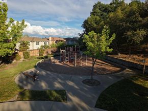 16 Poppy Hills Ln, San Ramon CA 94583