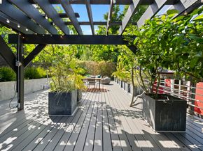 683 Mandana Blvd., Oakland CA 94610