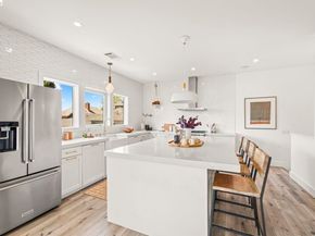 450 42nd St, Oakland CA 94609
