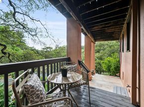 5617 Moraga, Oakland CA 94611