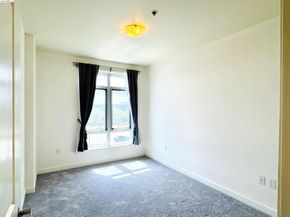 423 7th St 303, Oakland CA 94607