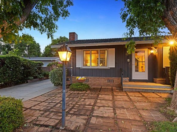 4247 School St., Pleasanton CA 94566