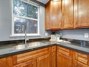 3038 E 18th St, Oakland CA 94601