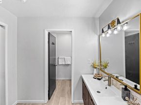 955 Shorepoint Ct 310, Alameda CA 94501