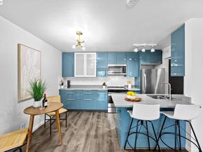 955 Shorepoint Ct 310, Alameda CA 94501