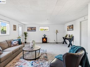 3439 Wyndale Dr, Castro Valley CA 94546