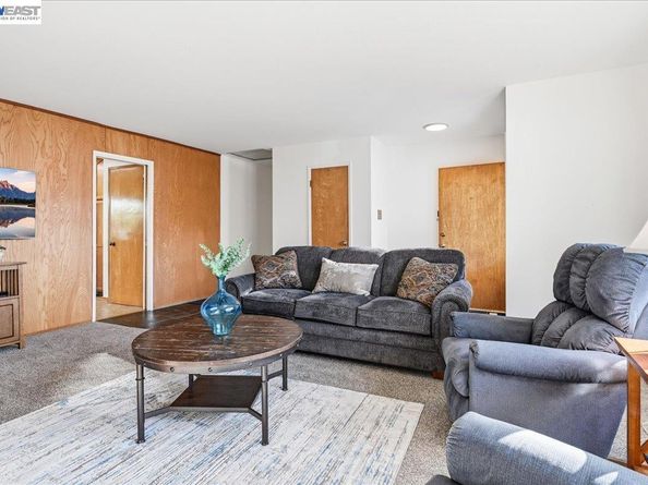 3439 Wyndale Dr, Castro Valley CA 94546