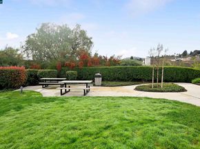 11458 Winding Trail Ln, Dublin CA 94568