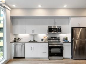 260 Brooklyn Basin Way 467, Oakland CA 94606