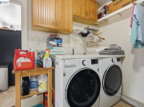882 W Tennyson Rd, Hayward CA 94544