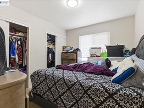 882 W Tennyson Rd, Hayward CA 94544
