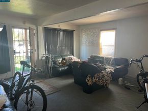247 S 5Th St, Richmond CA 94804
